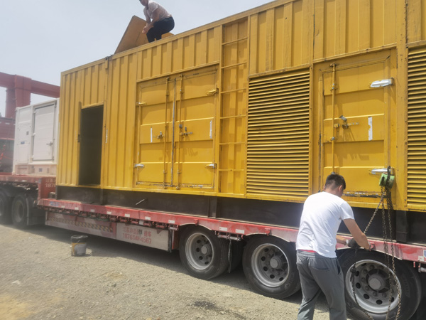 浦口发电机出租100KW发电机需要什么规格的电缆线？